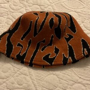 Stylish Orange and Black Women's Hat